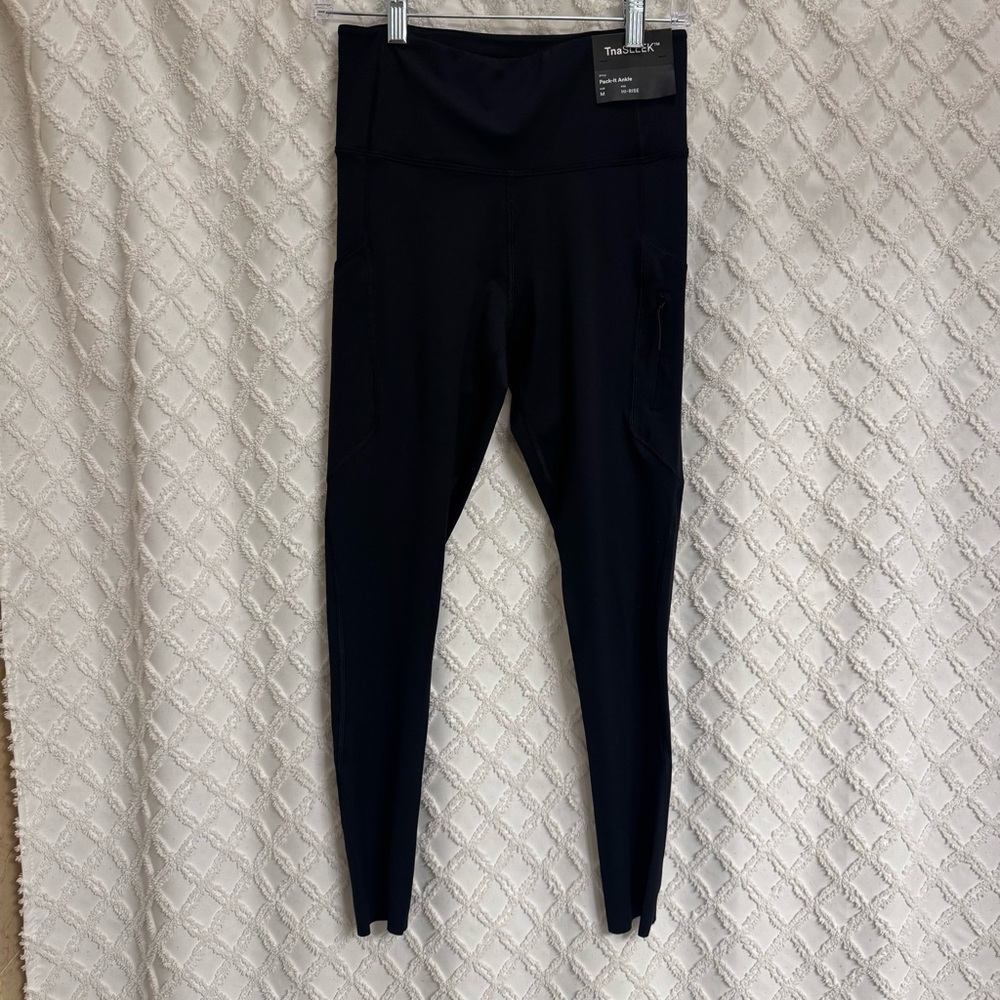 Aritzia Black Leggings